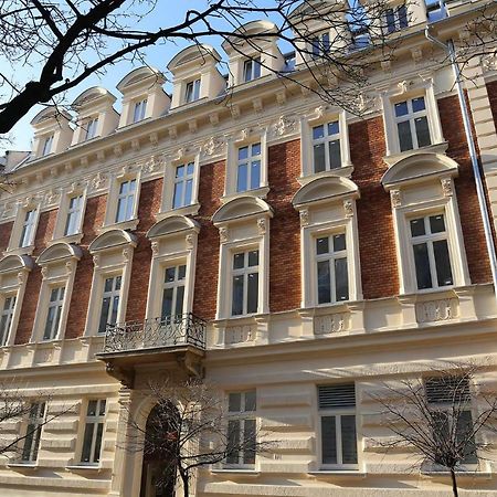 Apartament Emeryk Krakow Bagian luar foto