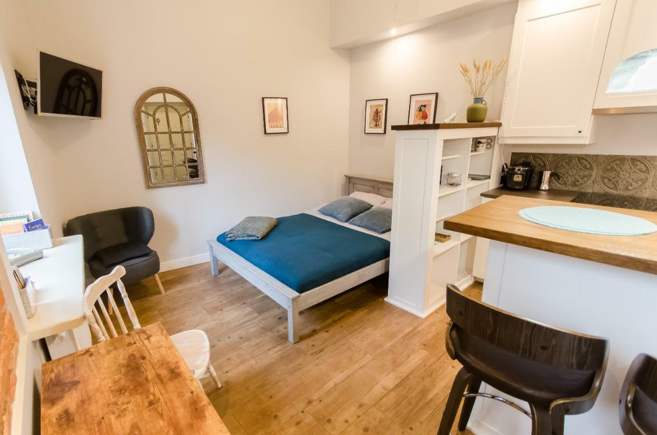 Apartament Emeryk Krakow Bagian luar foto
