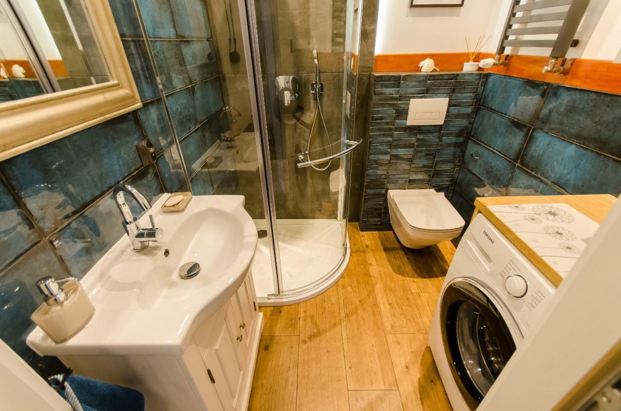 Apartament Emeryk Krakow Bagian luar foto